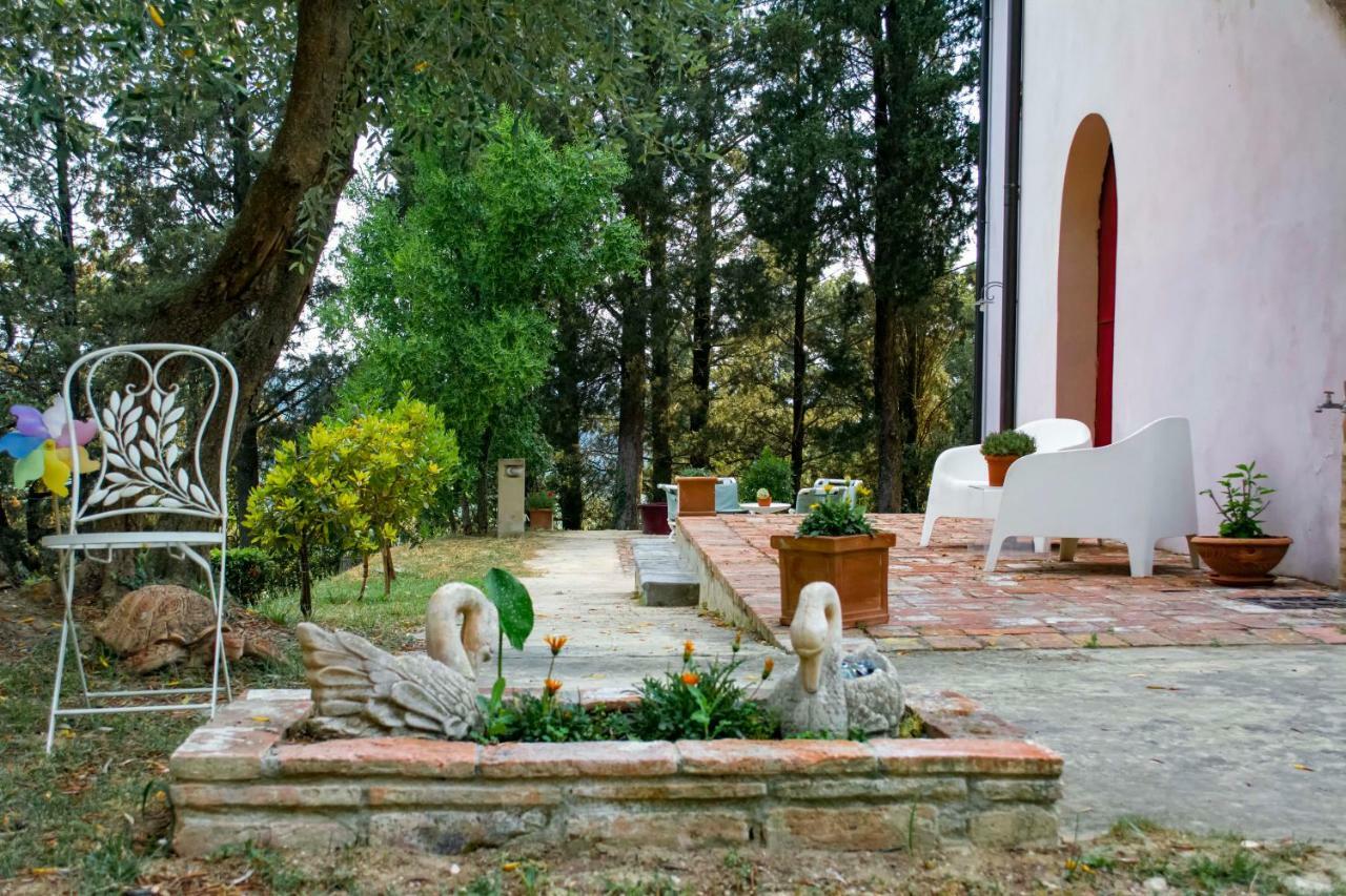Bb Gli Aristogatti Bed & Breakfast Ghizzano Екстериор снимка